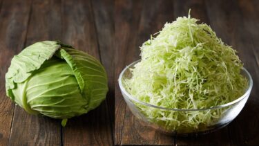 キャベツ1個切っていく！皆さんの切り方は？/千切り