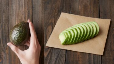 アボカドを簡単綺麗に剥く方法と切り方、スライス